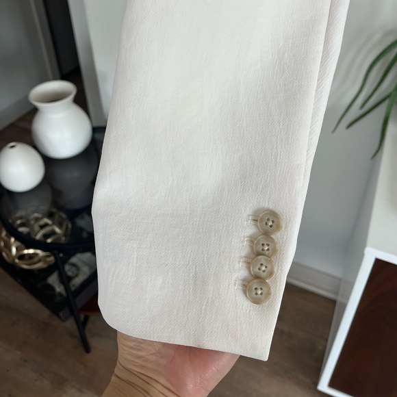 Aritzia Heartbreak White new Business Casual Formal Evening Wedding Blazer Sz L - Picture 10 of 14